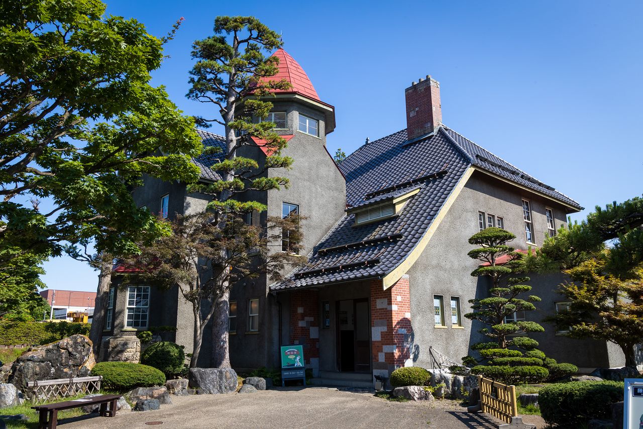 Taisho Roman Tea House